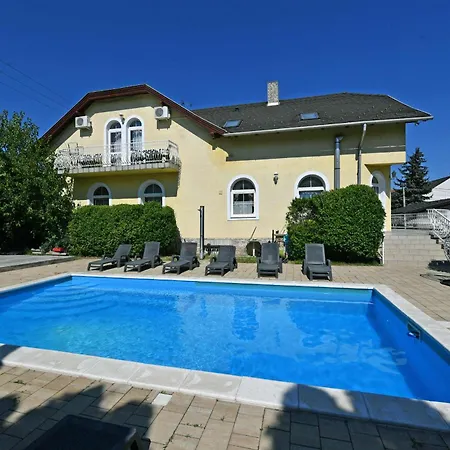 Royal Pensiune Balatonfüred